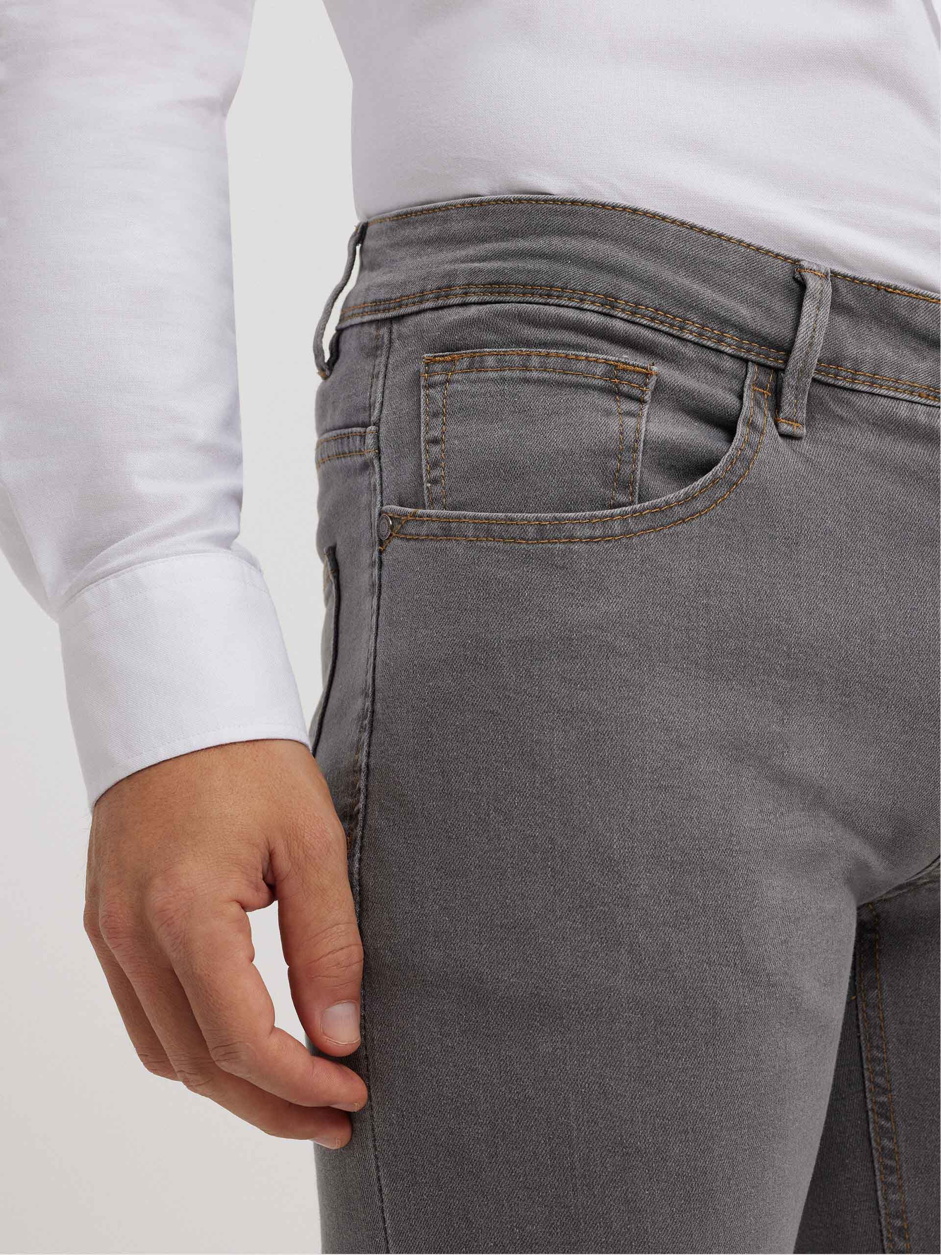 DENIM SLIM BASICO GRIS