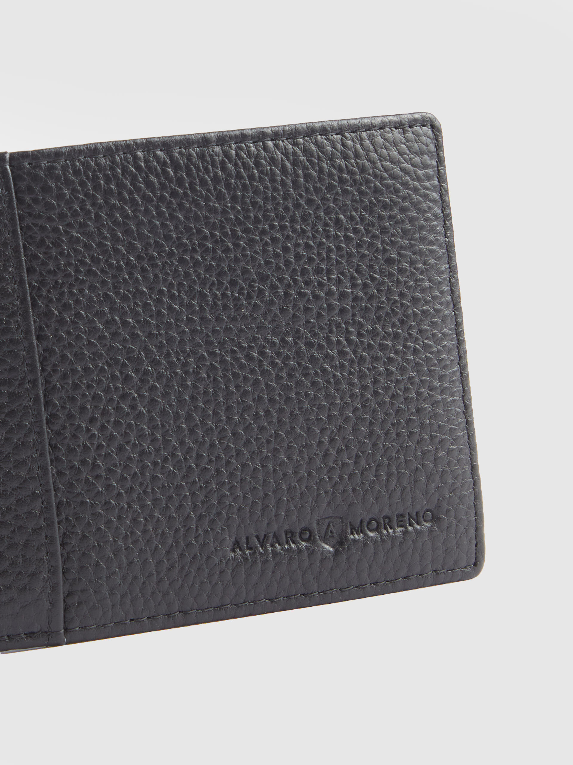 CARTERA CLASSIC NEGRO