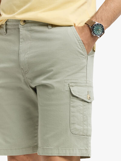 BERMUDA CARGO VERDE