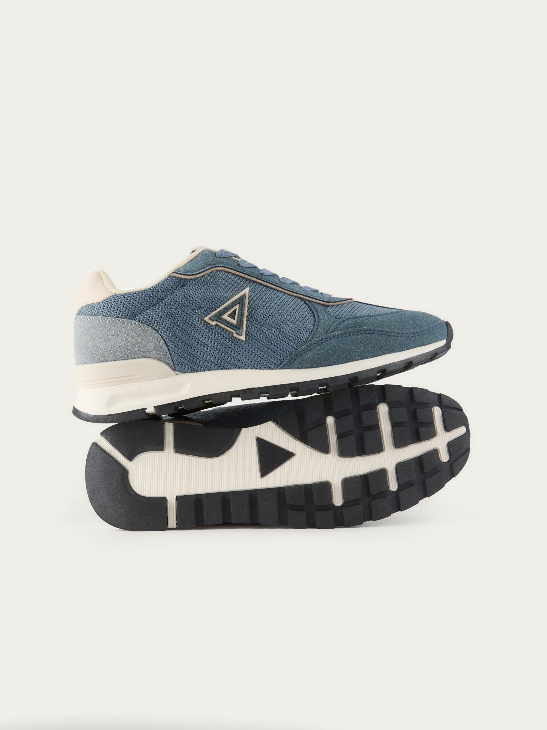 Louth pulverized shoes site