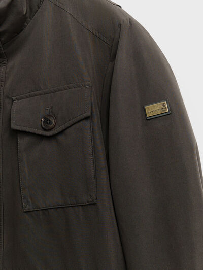 PARKA STANDEN