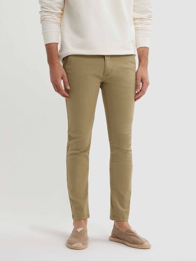PANTALON ESTRUCTURA SLIM MARRÓN