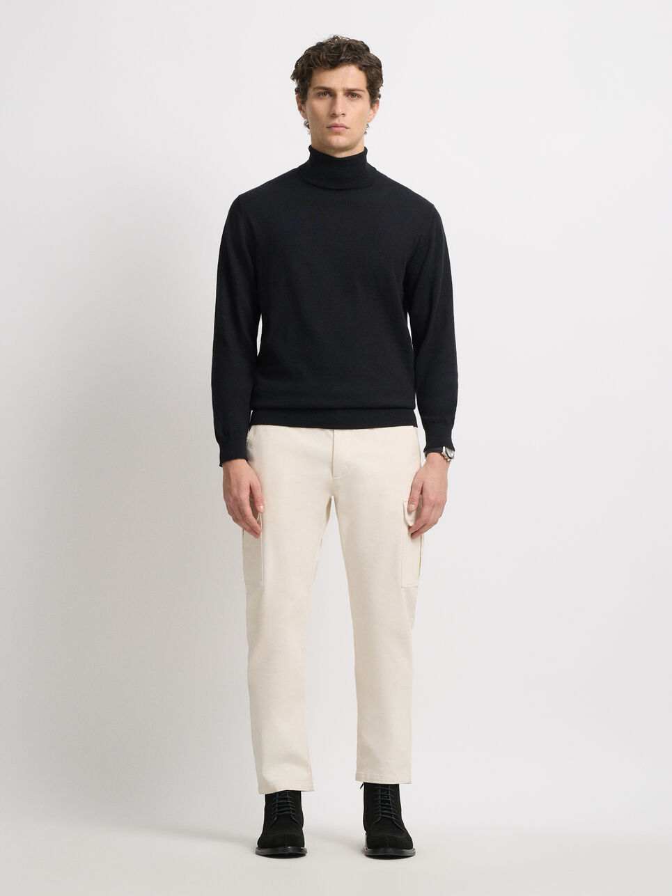 JERSEY ROLL COLLAR