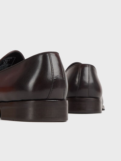 MOCASIN DOBLE HEBILLA MARR&Oacute;N