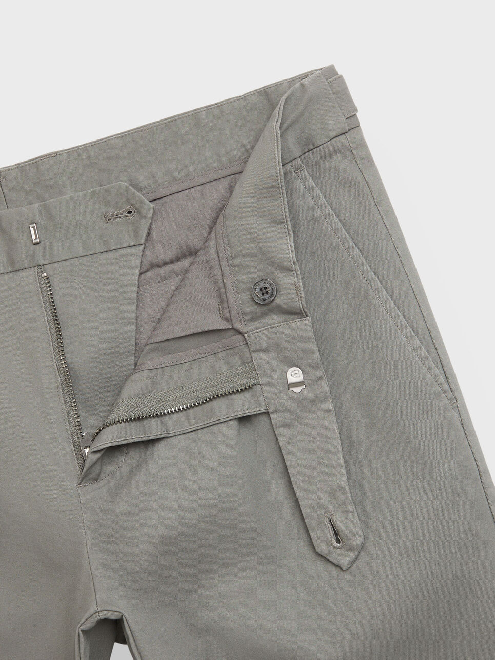 PANTALON CARROT