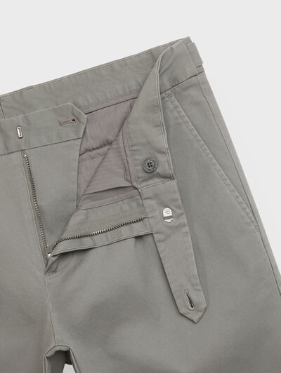 PANTALON CARROT VERDE
