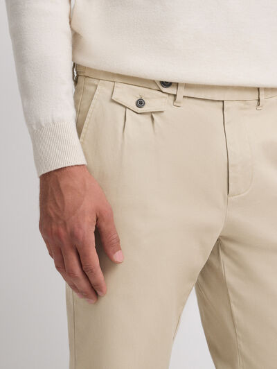 PANTALON CARROT CAMEL