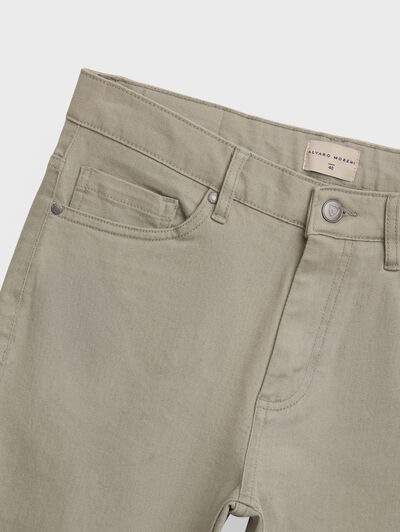 PANTALON PIGMENT VERDE