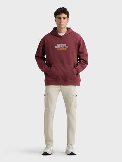 SUDADERA WORDS BURDEOS