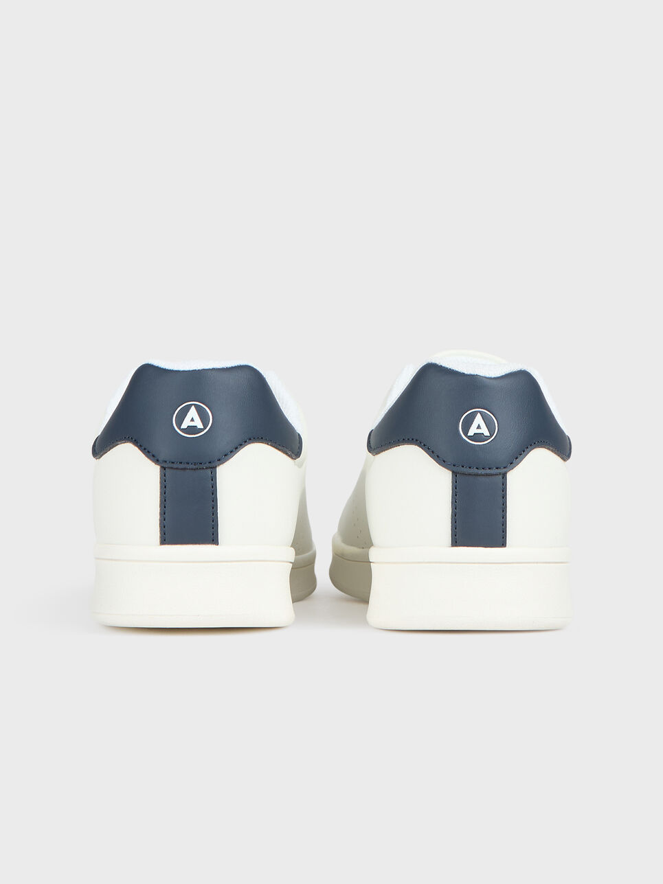 SNEAKERS CLASSIC