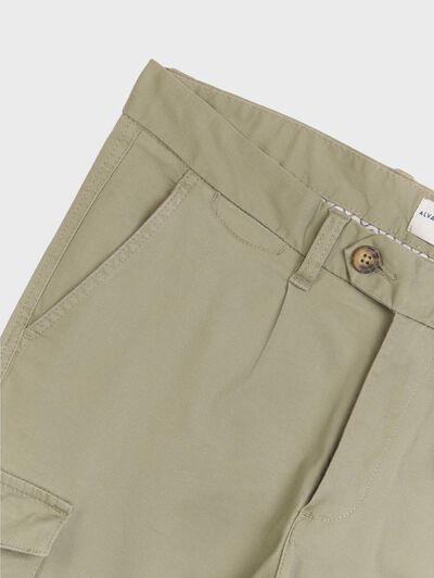 PANTALON CARGO VERDE