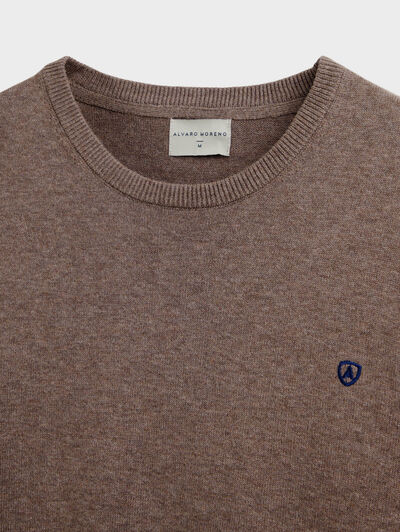 JERSEY ROUND NECK BASIC MARRÓN