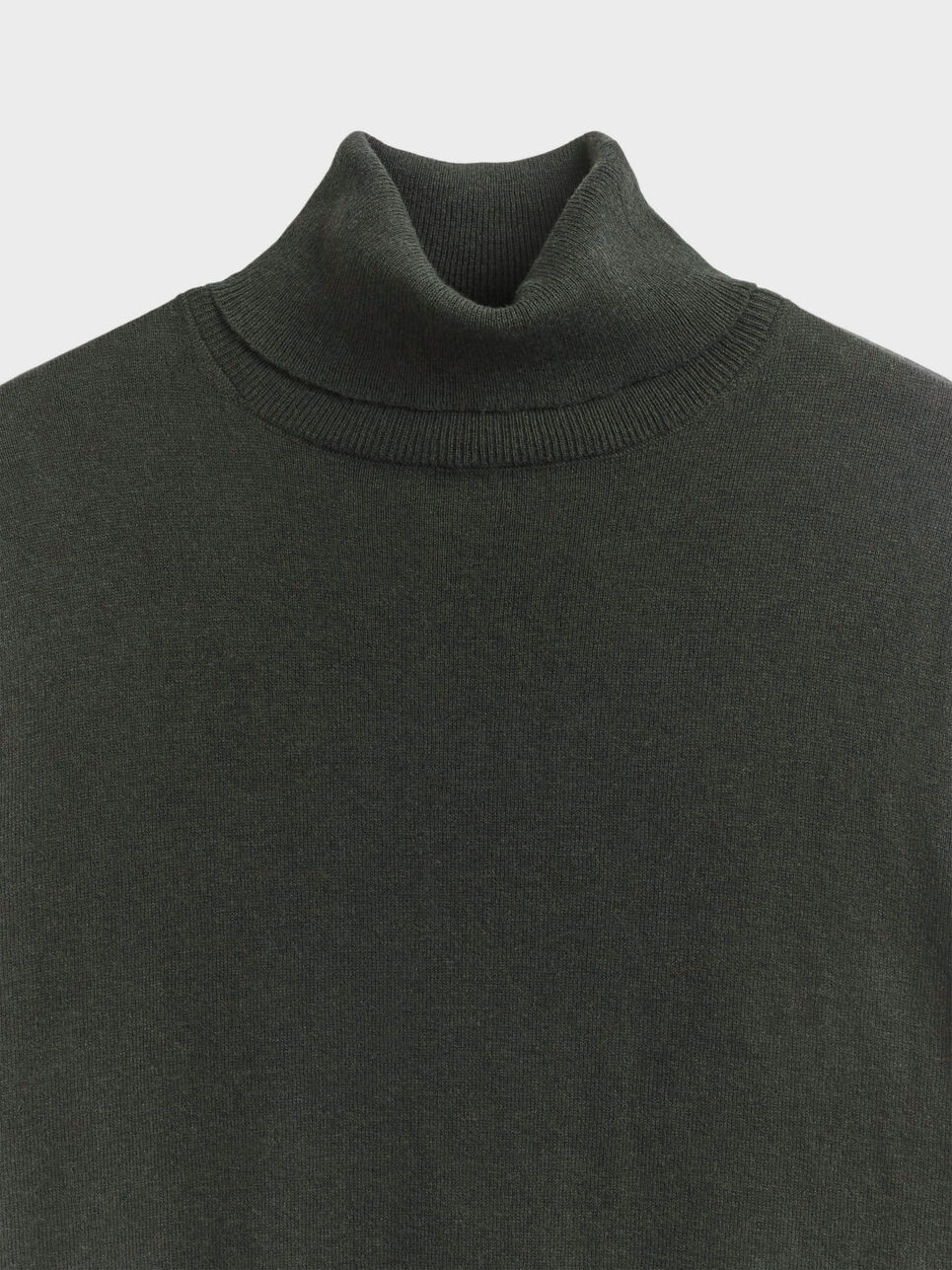 JERSEY ROLL COLLAR