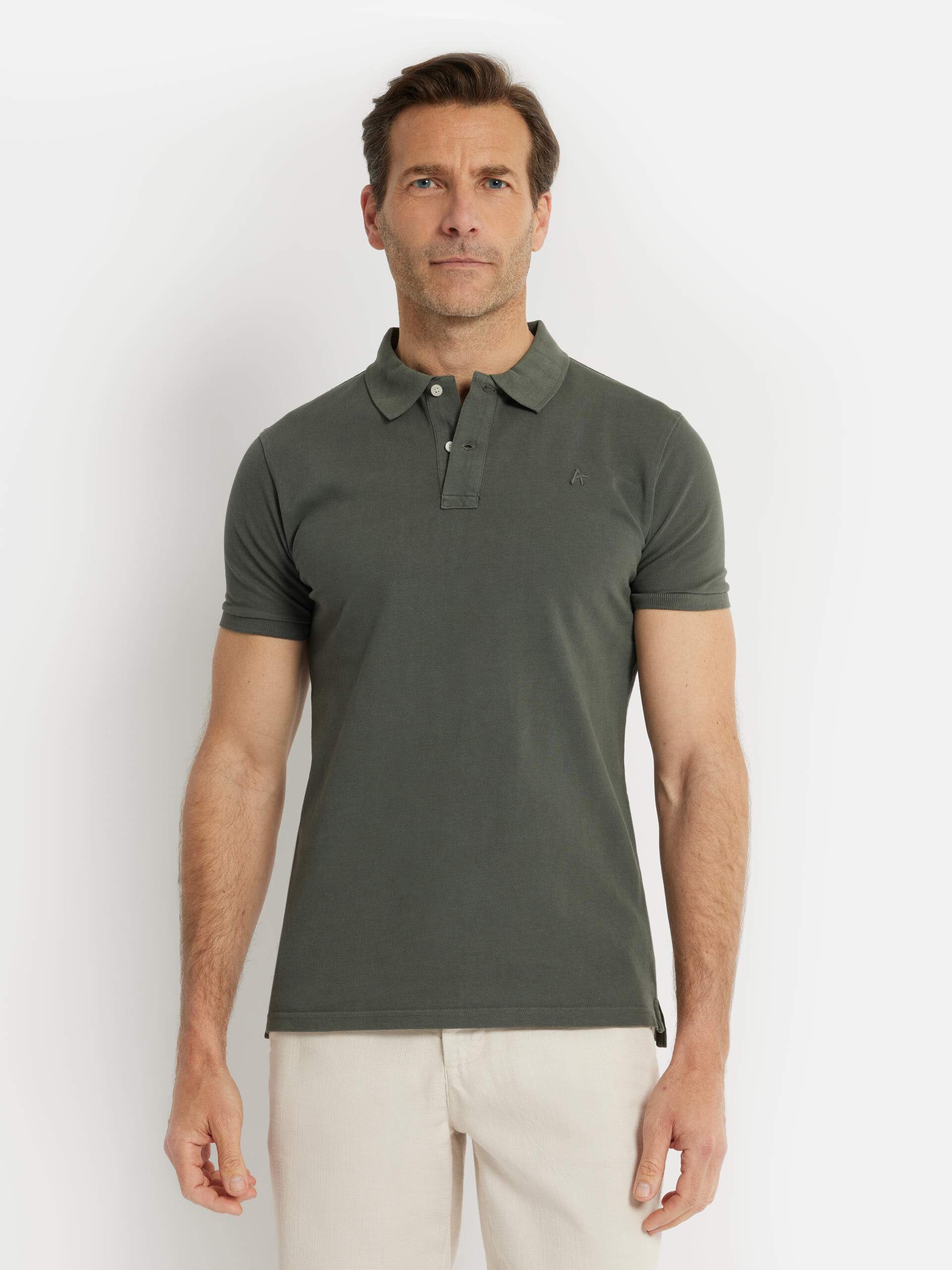 Polos | Álvaro Moreno