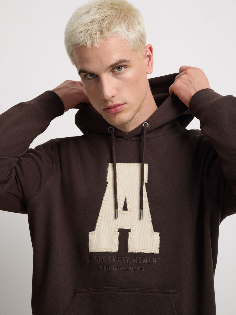 SUDADERA MOMENT