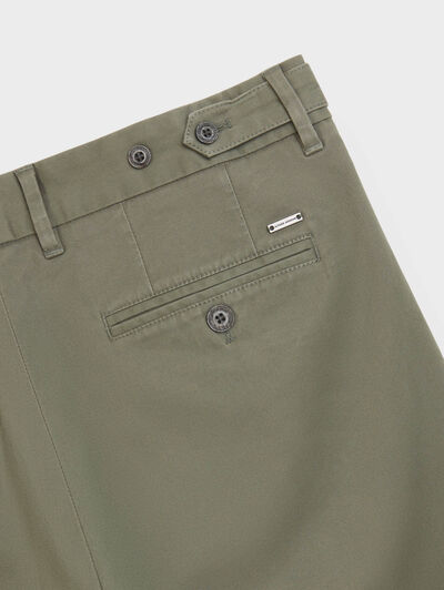 PANTALON CARROT VERDE