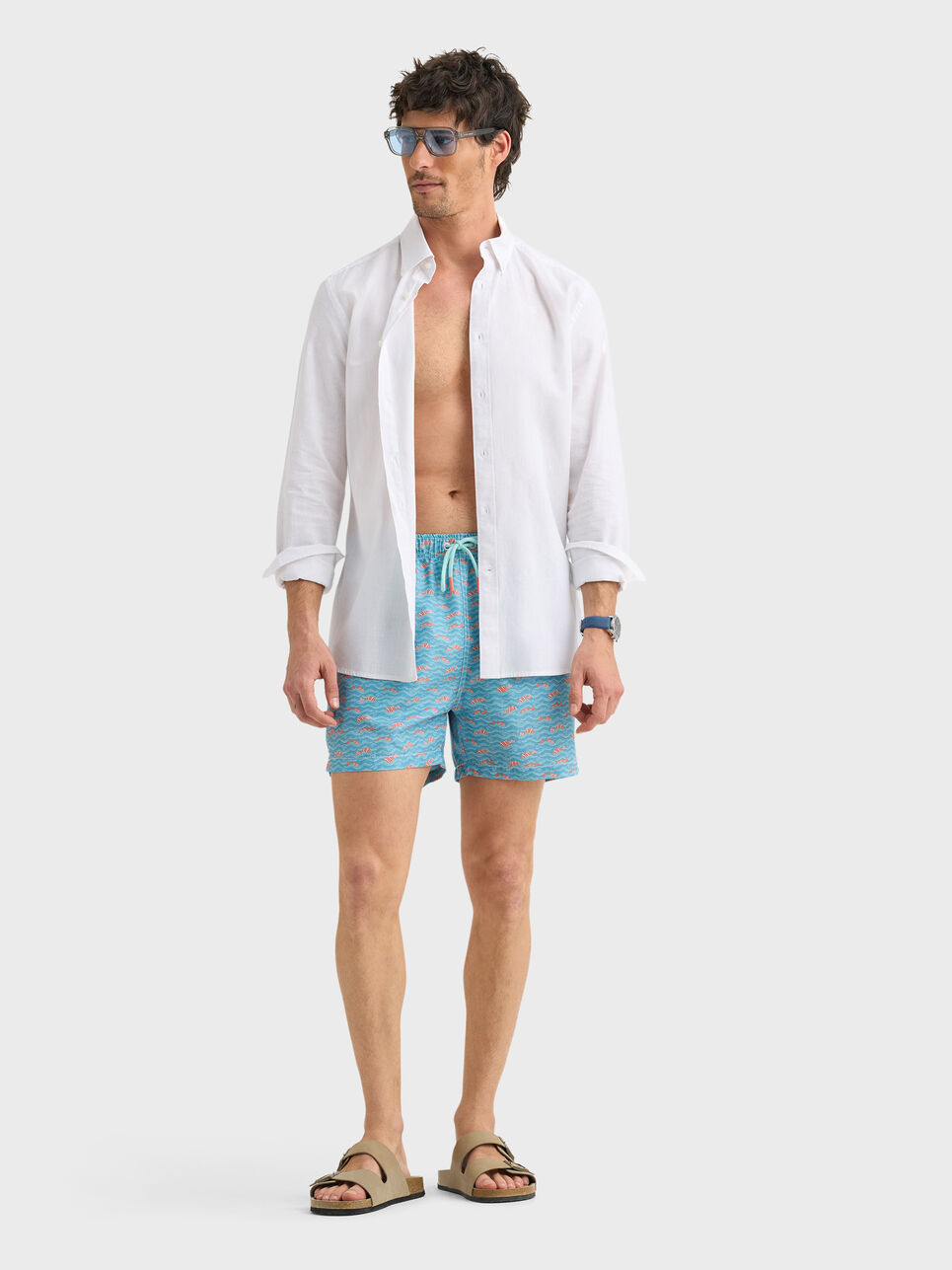 BA&Ntilde;ADOR WAVES