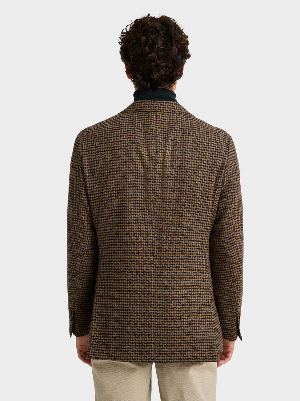 AMERICANA HOUNDSTOOTH TWIST