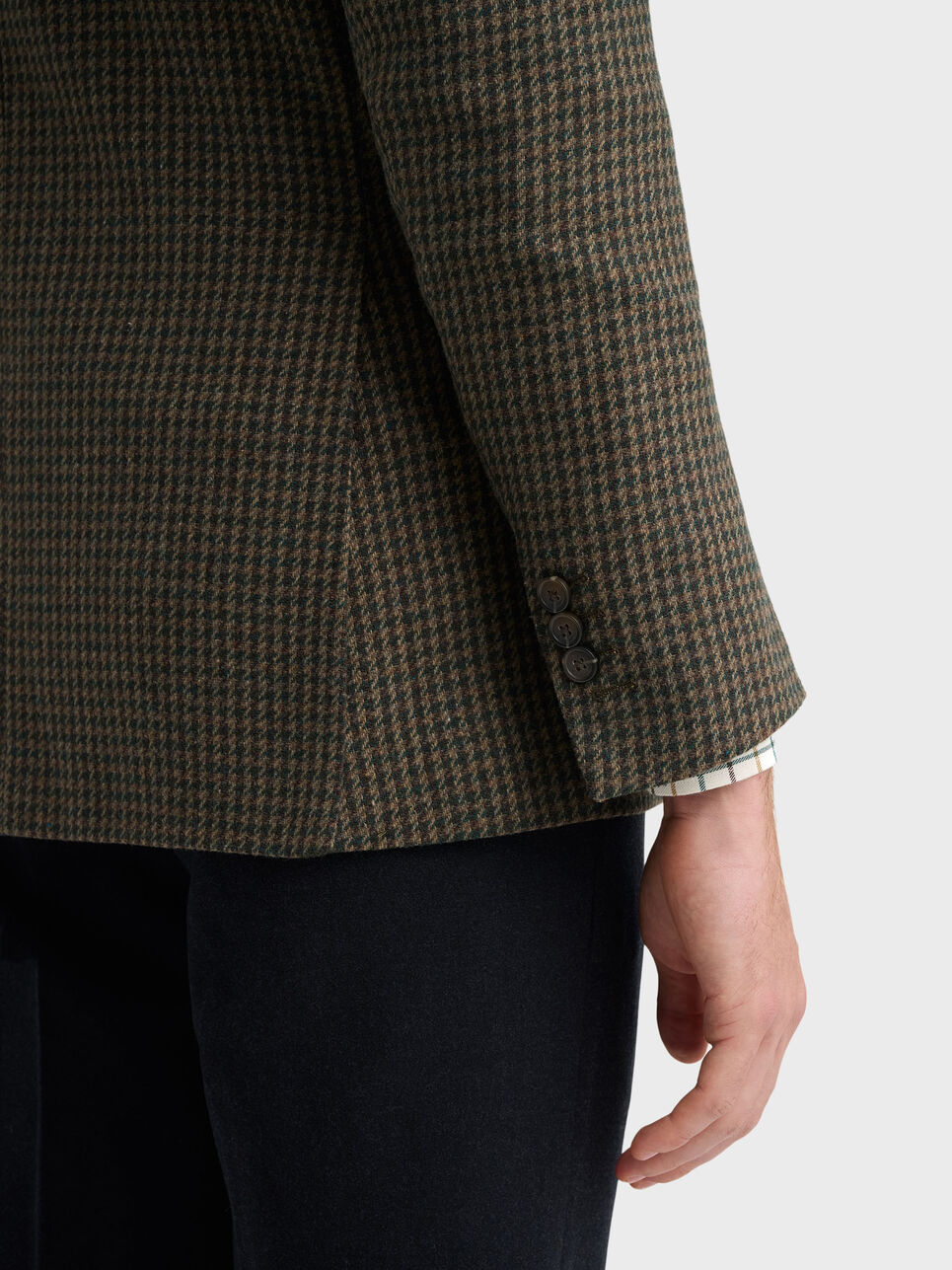 AMERICANA HOUNDSTOOTH TWIST