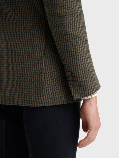 AMERICANA HOUNDSTOOTH TWIST