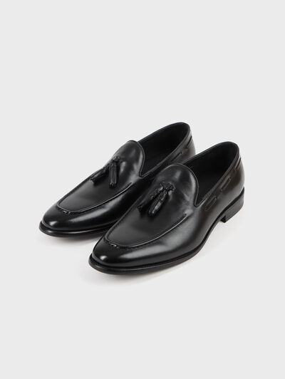 MOCASIN BORLAS NEGRO