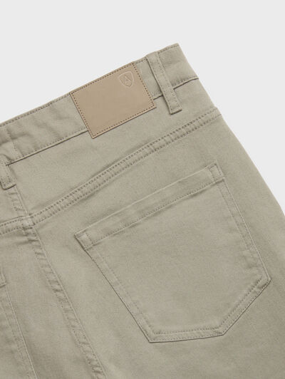 PANTALON PIGMENT VERDE