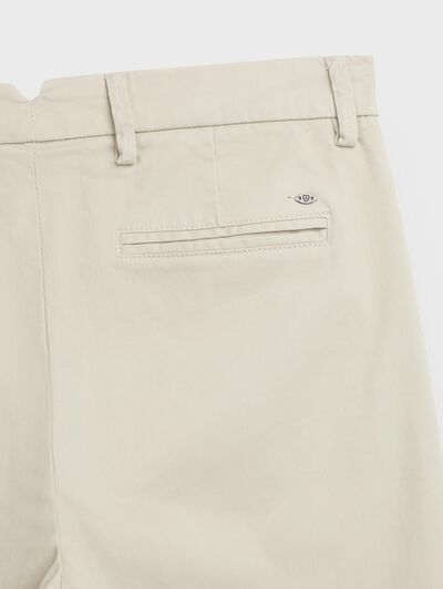 PANTALON OLIVER CRUDO