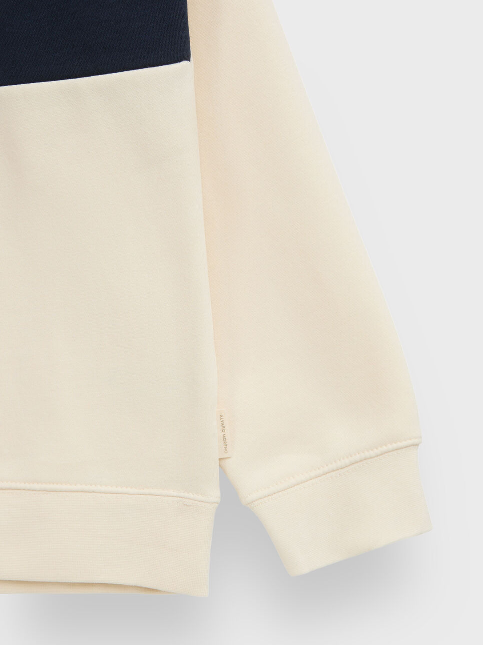 SUDADERA TOM