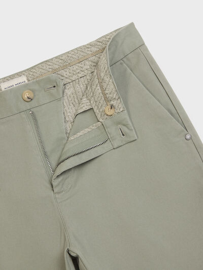 PANTALON ESTRUCTURA VERDE