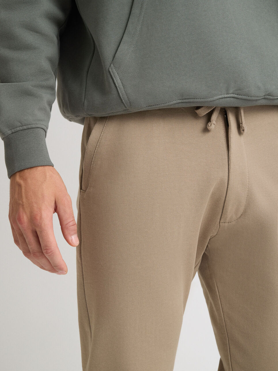 JOGGER CHINO PUNTO