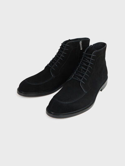 BOTA SERRAJE CORDON NEGRO