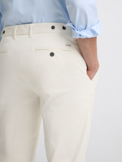 PANTALON CARROT CRUDO