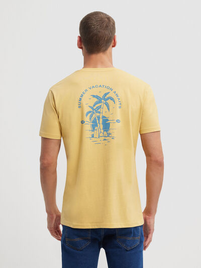 CAMISETA VACATION MOSTAZA