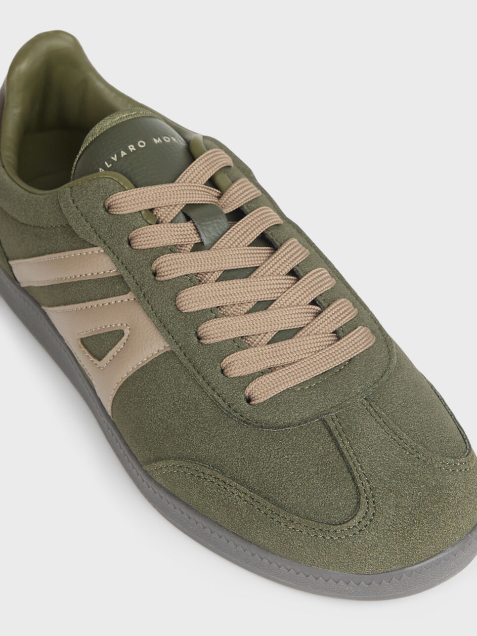 SNEAKERS ROGER