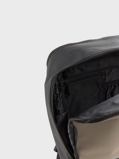MOCHILA RUBBER