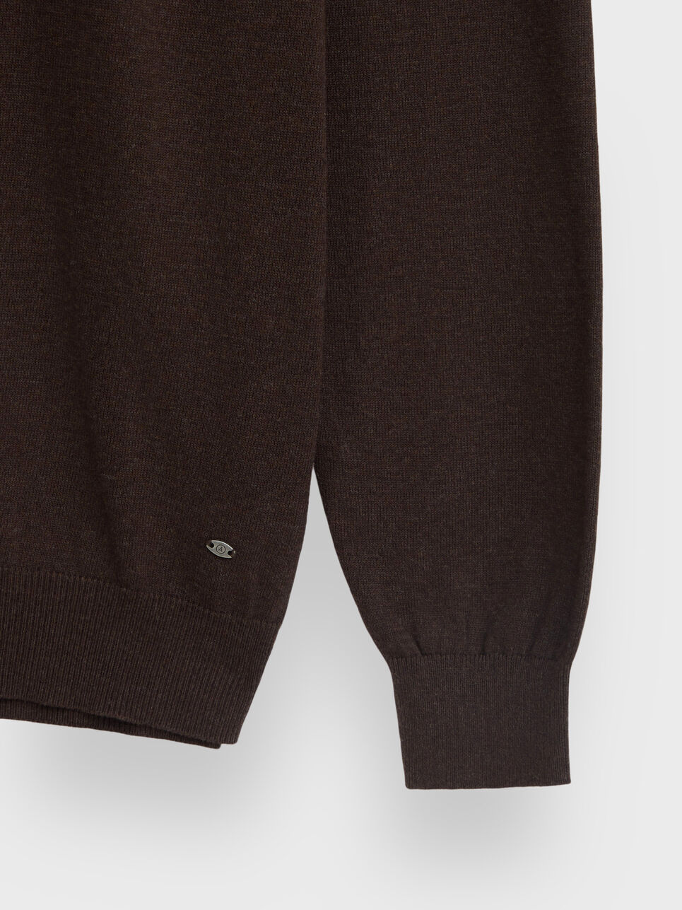 JERSEY BUTTON COLLAR