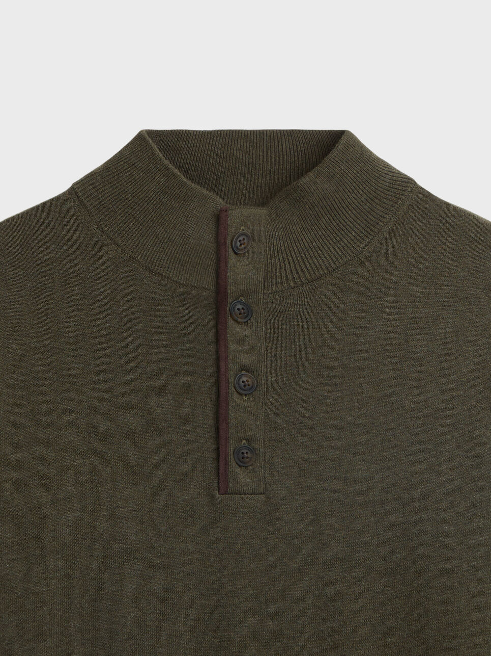 JERSEY BUTTON COLLAR