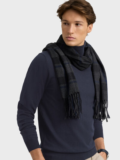 JERSEY ROLL COLLAR