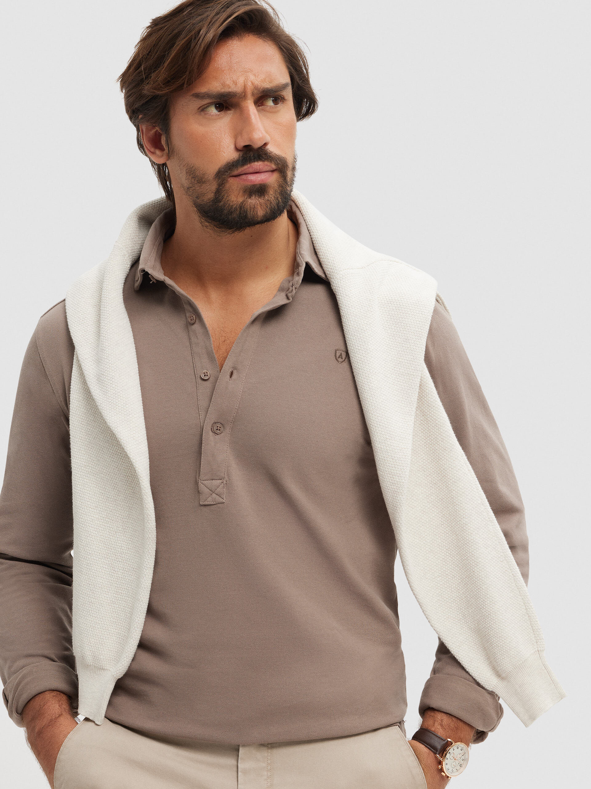 Polos y Poleras Alvaro Moreno
