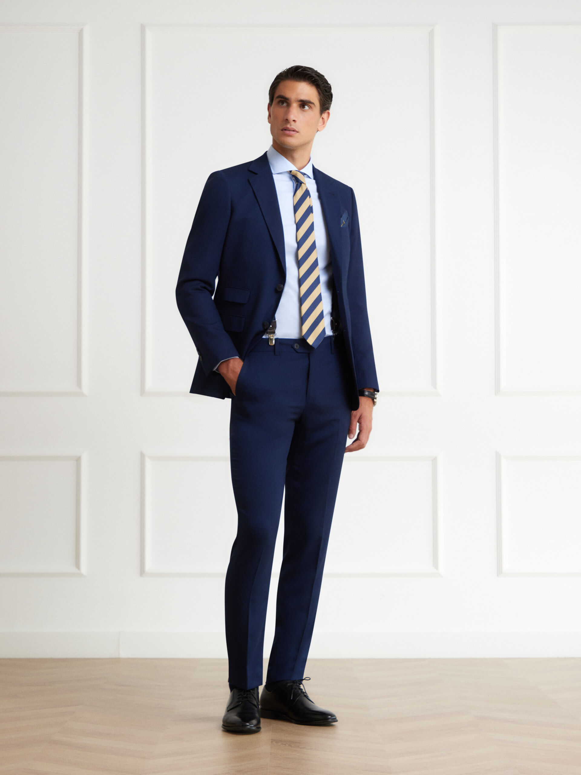 Alvaro moreno deals trajes novio