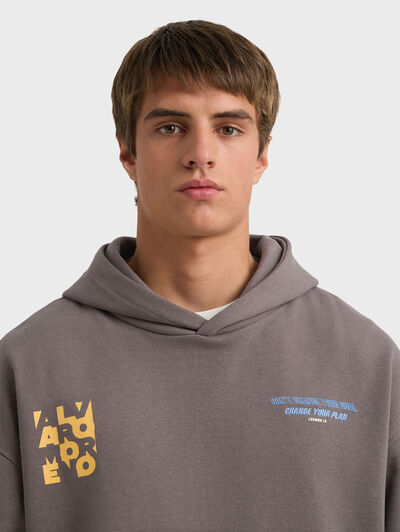 SUDADERA YOURSELF MARR&Oacute;N