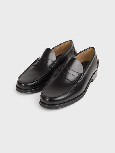 MOCASIN CASTIZO NEGRO