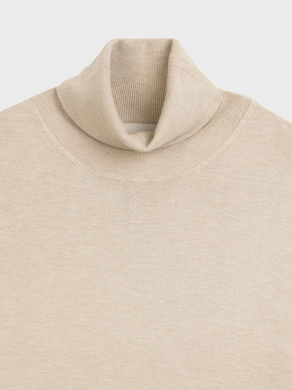 JERSEY CUELLO VUELTO