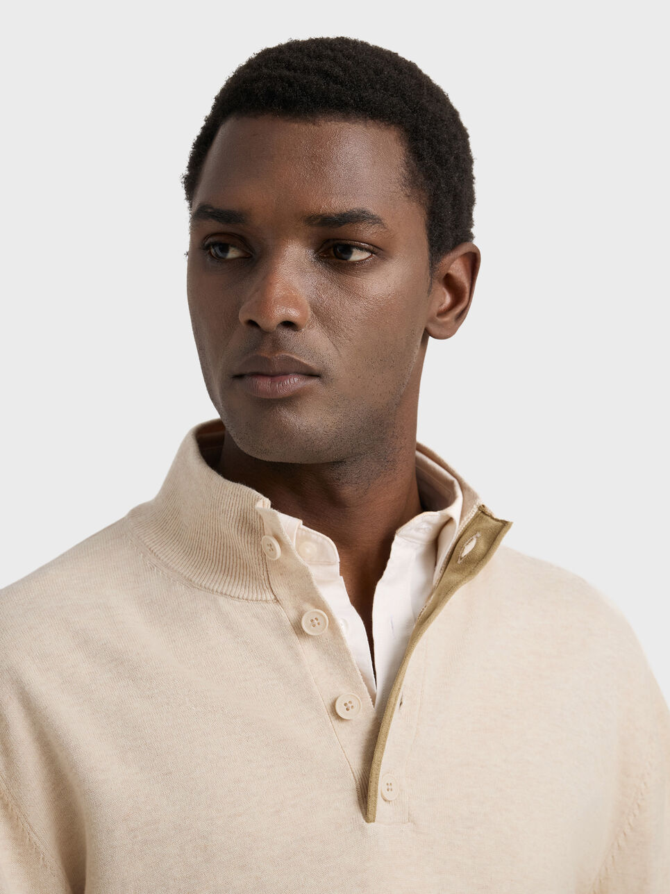 JERSEY BUTTON COLLAR