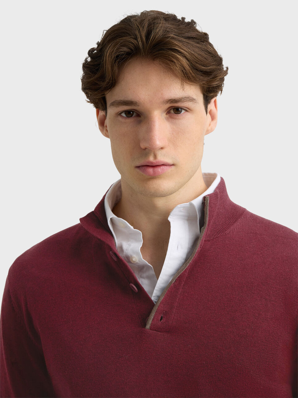 JERSEY BUTTON COLLAR