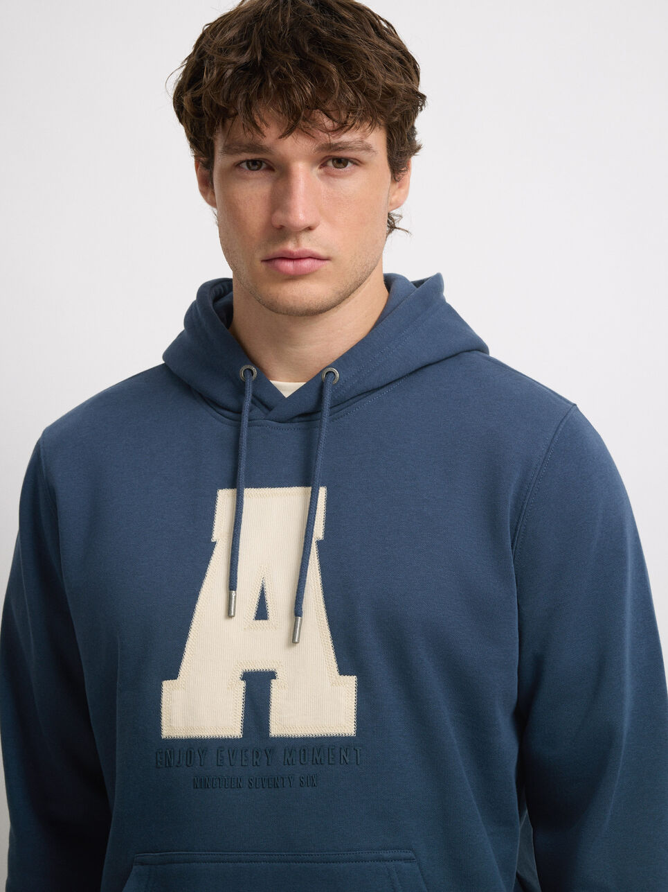 SUDADERA MOMENT
