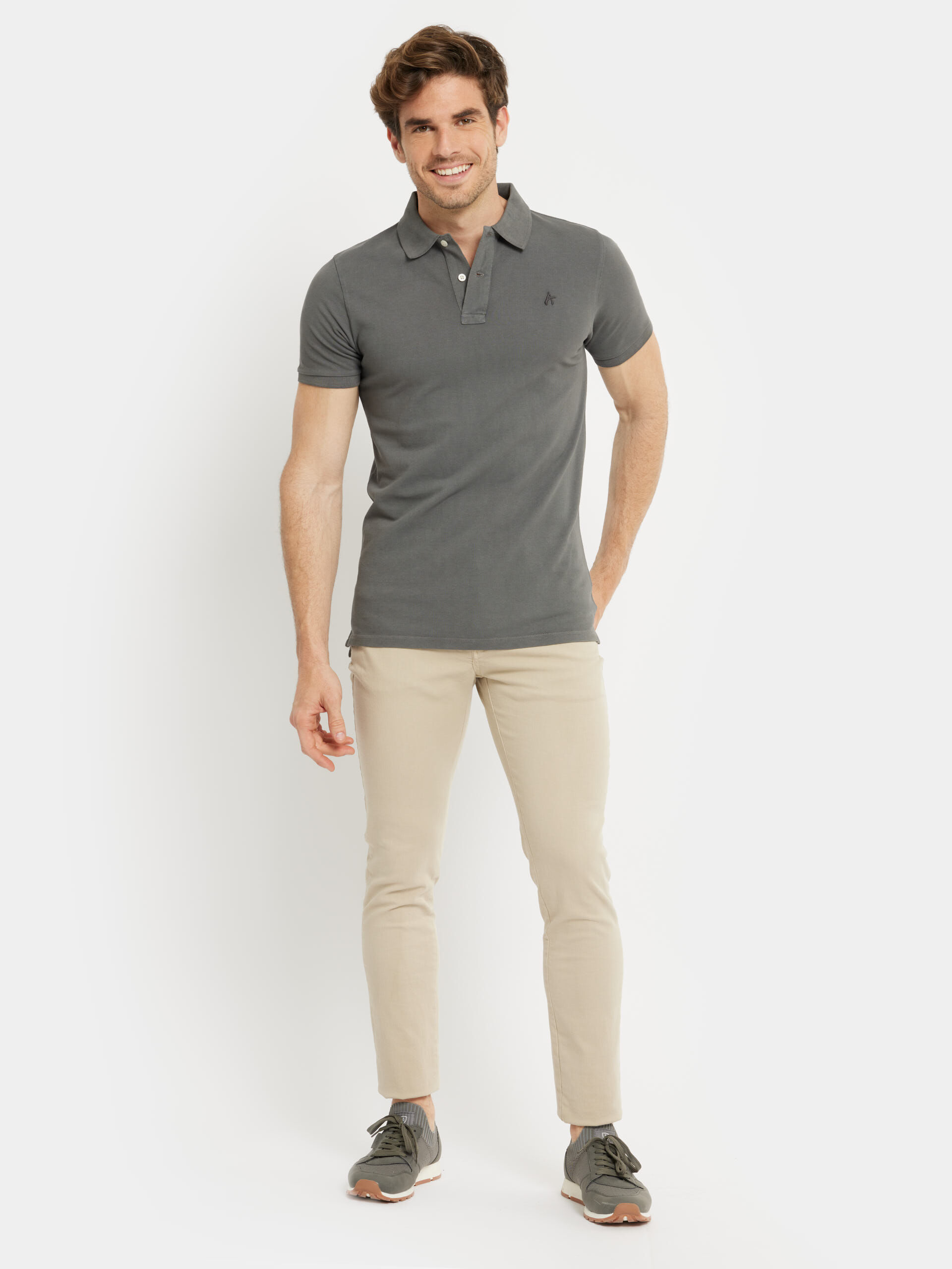 Polos | Álvaro Moreno