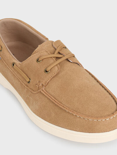 ZAPATOS NAUTICO SERRAJE CAMEL