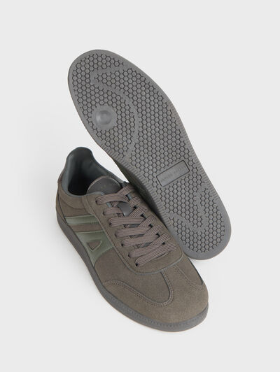 SNEAKERS ROGER