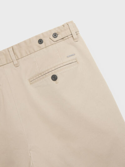 PANTALON CARROT CAMEL